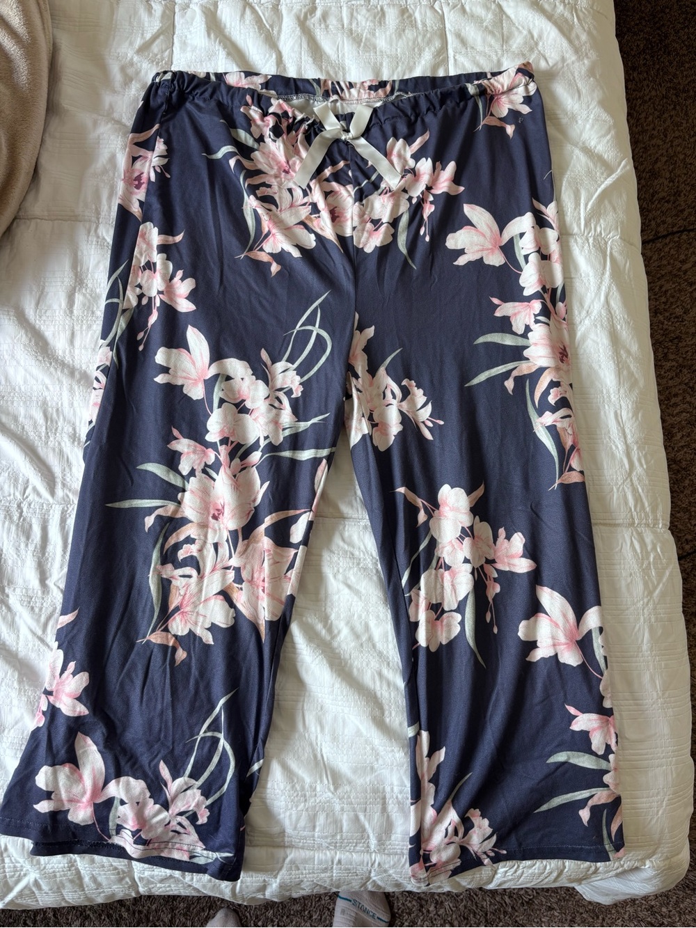 SHEIN Maternity Navy Floral Wide-Leg Pajama Pants